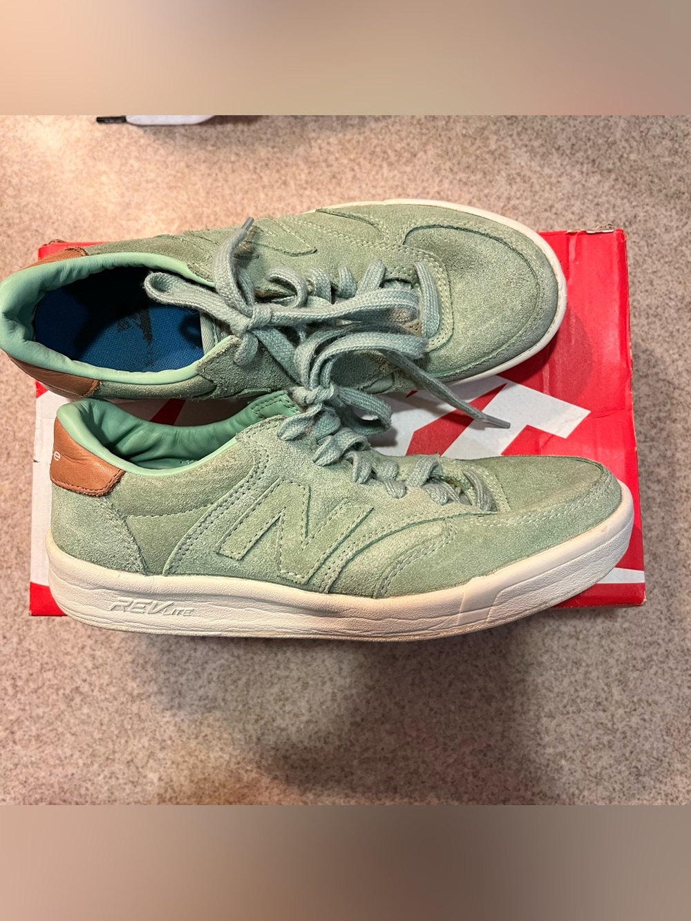 New Balance Crt300
